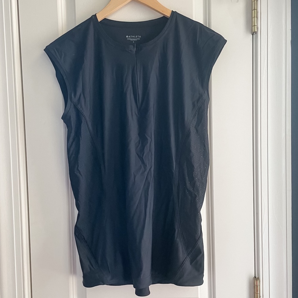 Athleta Pacifica Tank Size L Black